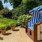 Lägenhetshotell Appartement-hotel Timmendorfer 4*
