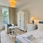 Appartement-Hotel Timmendorfer Strand 4*