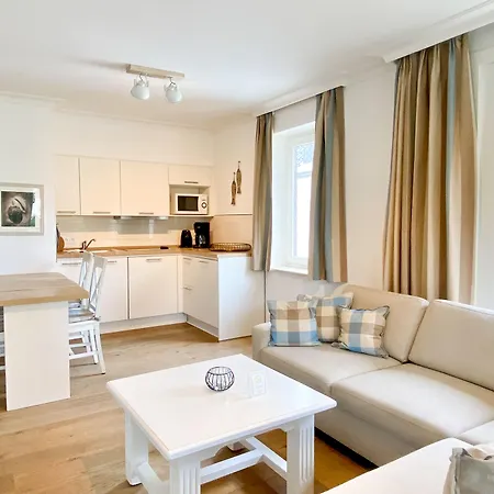 Appartement-hotel Timmendorfer 4* تيميندورفير ستراند